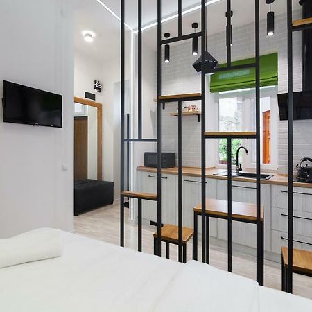 Leogrand Loft-Studio On Tamanska 8 Lviv Exterior photo