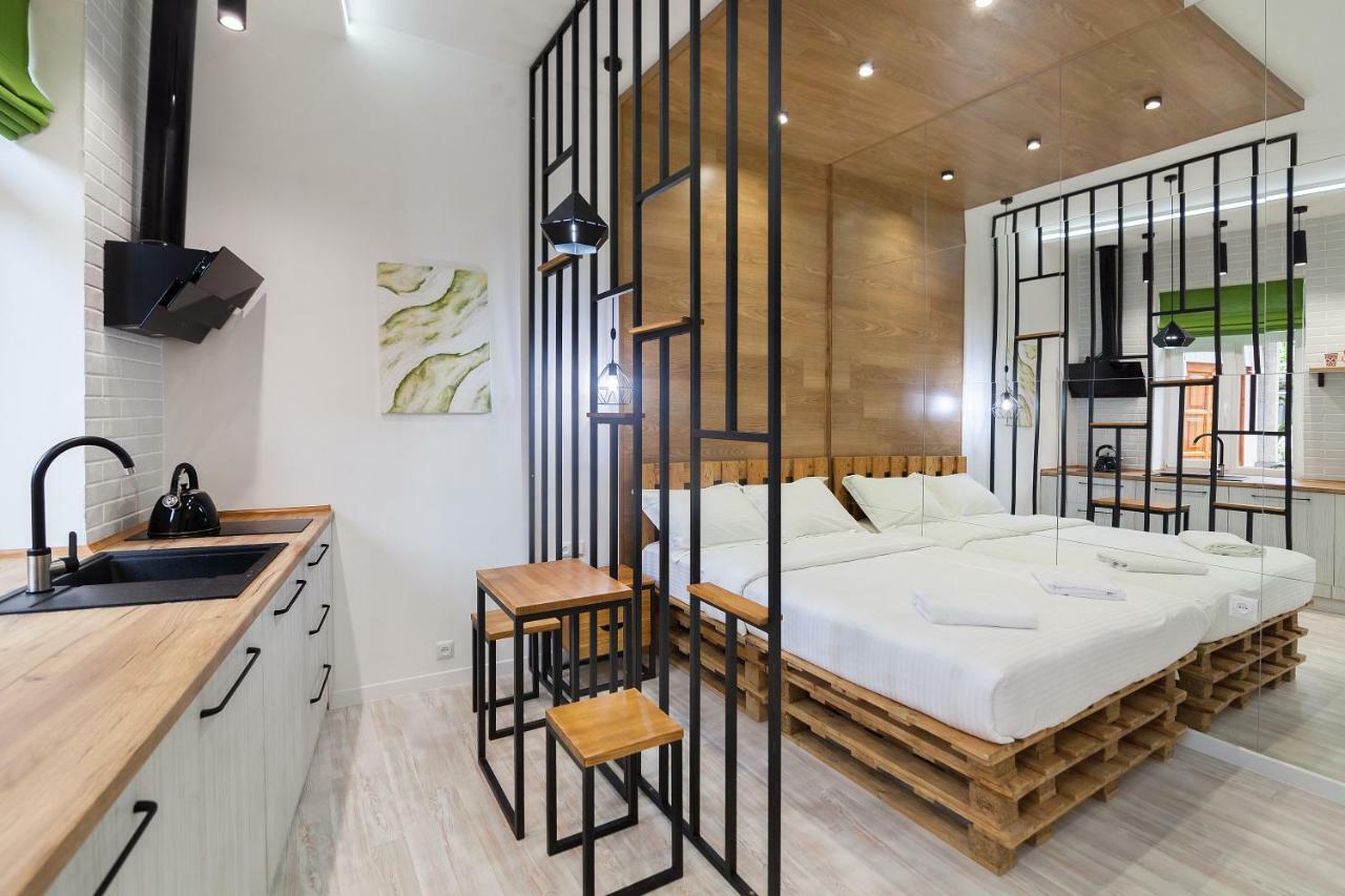 Leogrand Loft-Studio On Tamanska 8 Lviv Exterior photo